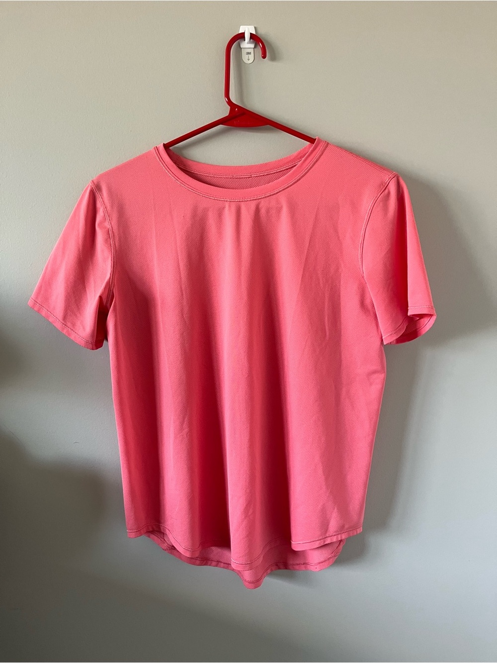 Lululemon High-Neck Running and Training T-Shirt size 4